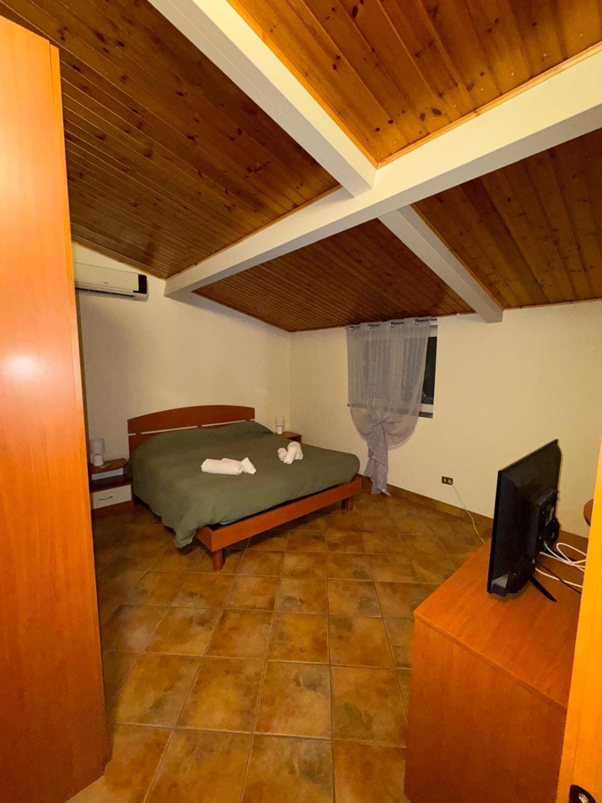 Peri Peri Etna Guest House Montargano Buitenkant foto