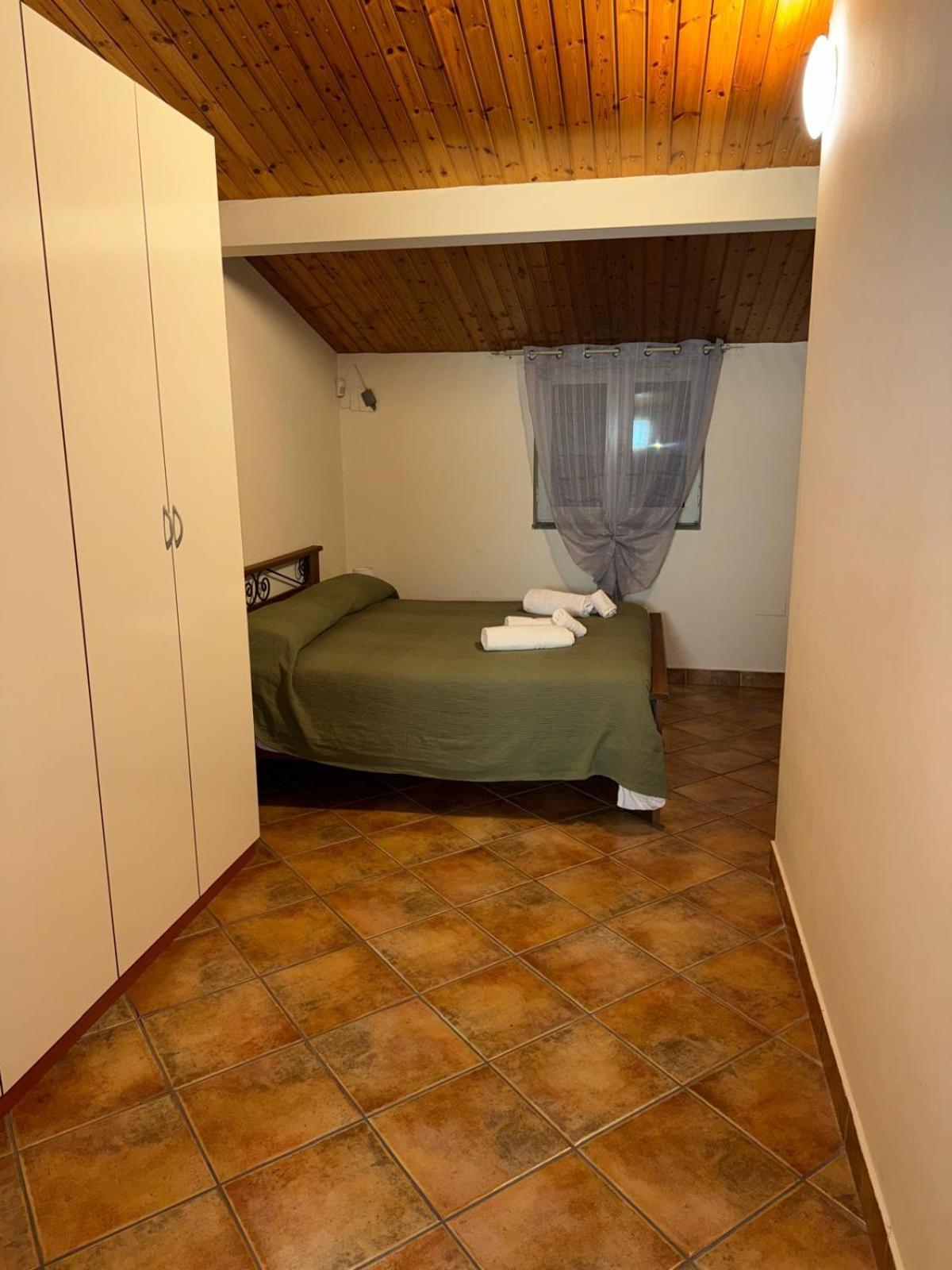 Peri Peri Etna Guest House Montargano Buitenkant foto